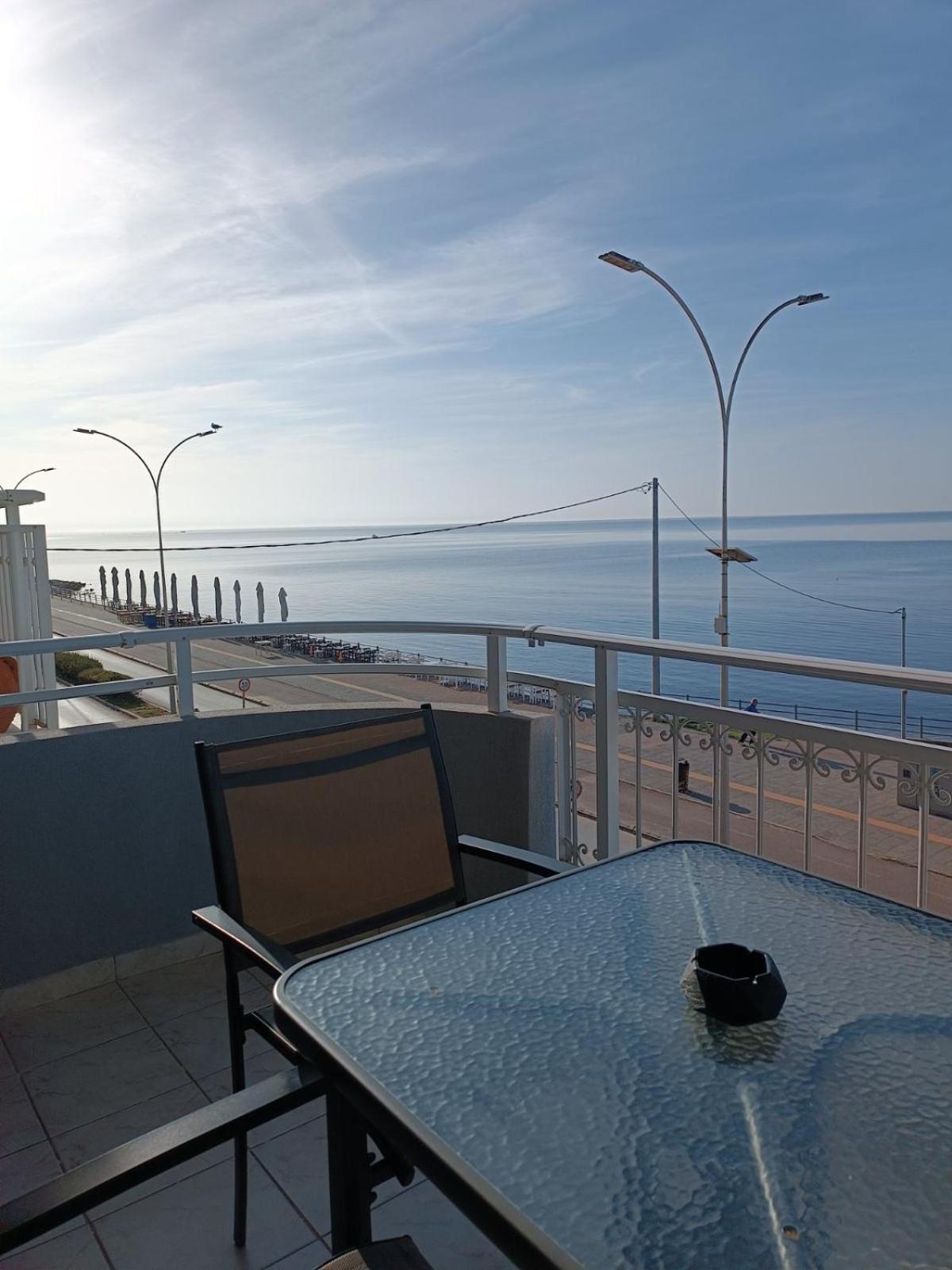 Marina'S Boutique Apartment Alexandroupoli Bagian luar foto